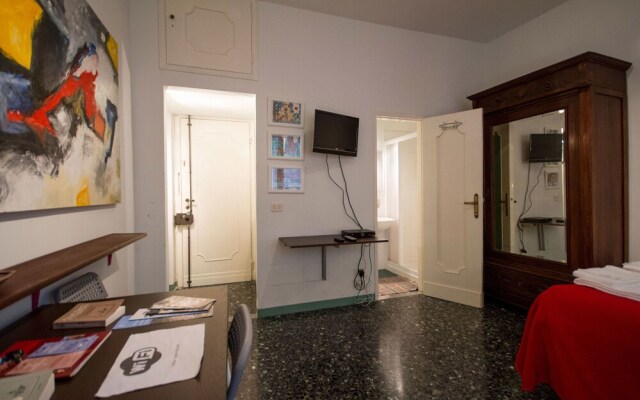 Barbadori Studio Apartment