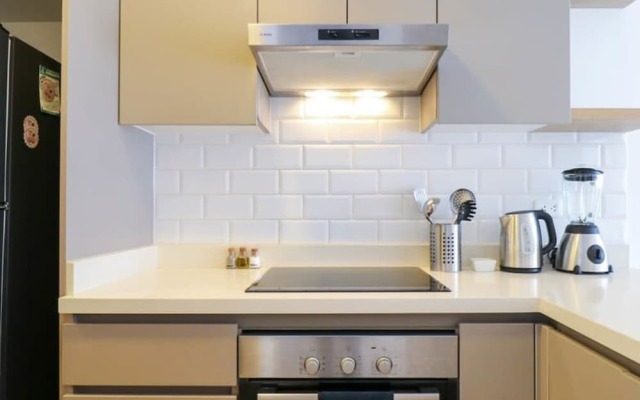w Modern 2BR With Balcony in Barranco