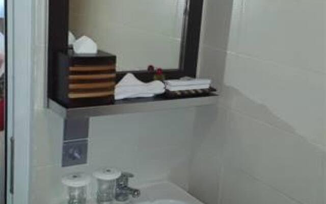Treeli Boutique Hotel