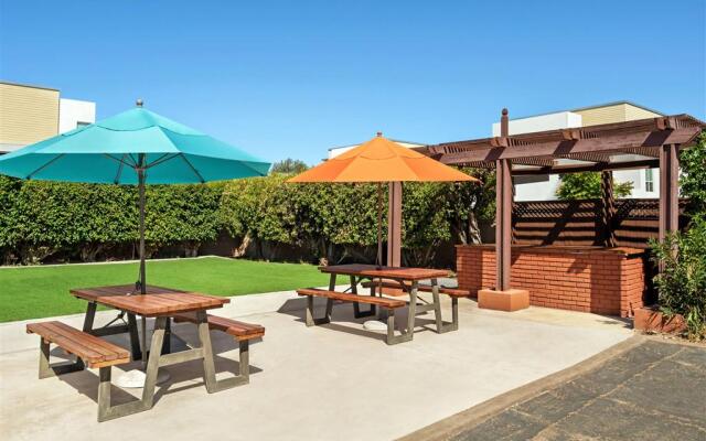 Howard Johnson Inn San Diego State University Area