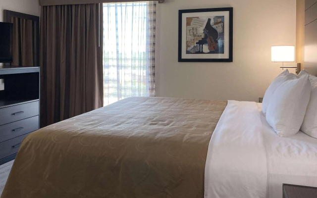 Quality Inn Branson - Hwy 76 Central