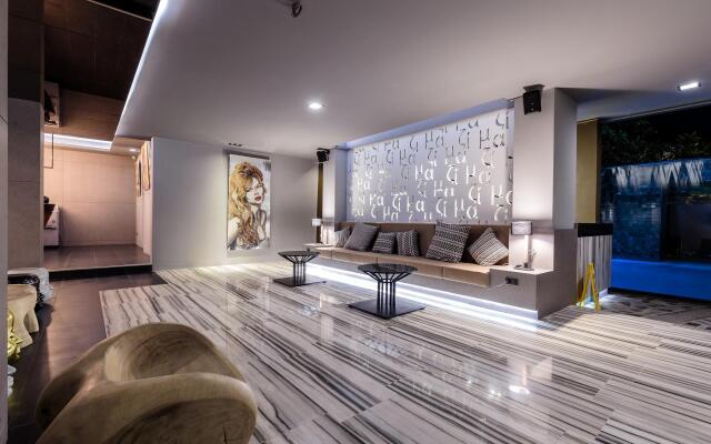 MAZI Design Hotel by Kalima