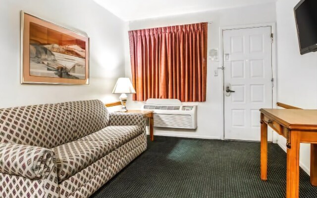 American Inn and Suites