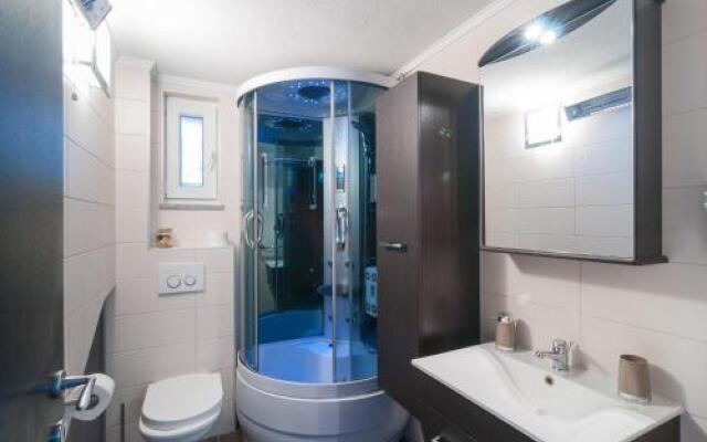 Holiday Home Mateovi Dvori