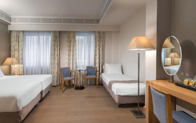 Central Athens Hotel