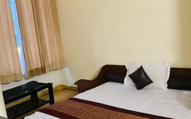 Hotel Ashoka International