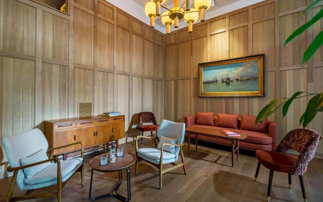 NH Collection Madrid Suecia