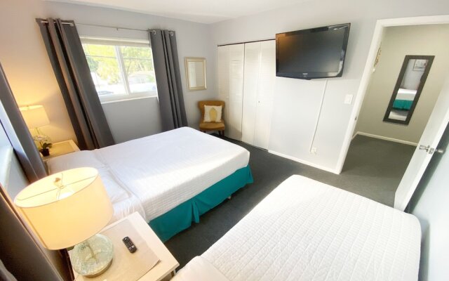 Tarpon Harbor Vacation Rentals