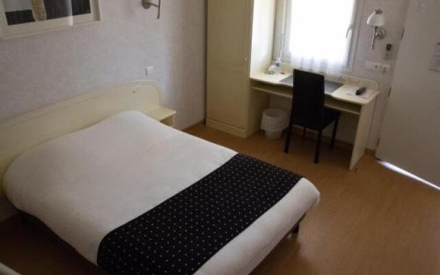 Rev'hotel
