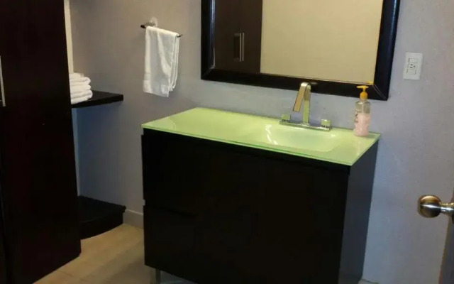 Premier Hotel Suites