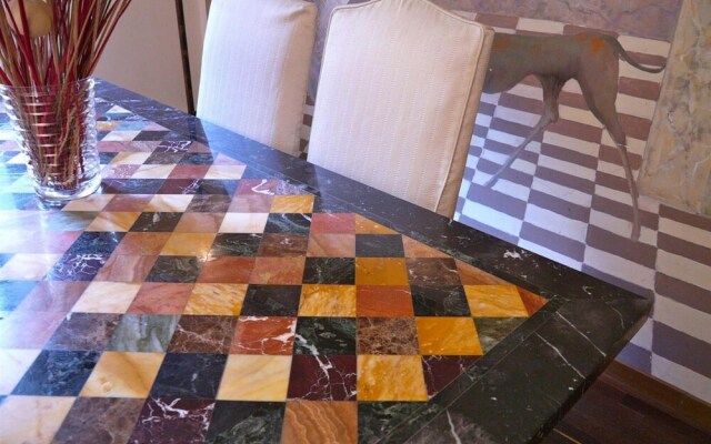 Rondanini in Rome With 1 Bedrooms and 1 Bathrooms