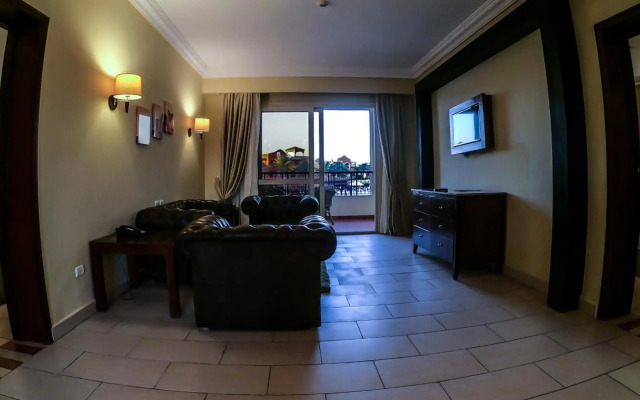 Regency Plaza Aqua Park & SPA