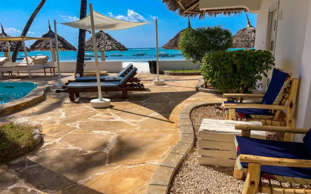 AHG Dream's Bay Beach Hotel - Adults Only