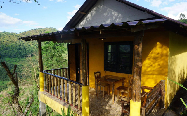 Maesalong Mountain Home