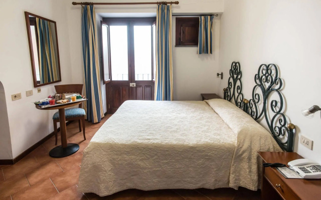 Hotel Villa Meligunis