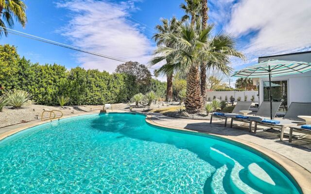 Pool & Mountain Views: Palm Springs Home!