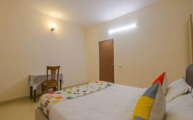 Home Elegant 3BHK By OYO Rooms