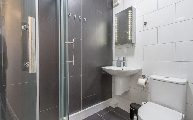 Granada Apartments Queen's Promenade