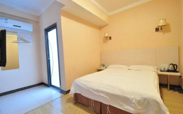 Hancheng Holiday Inn