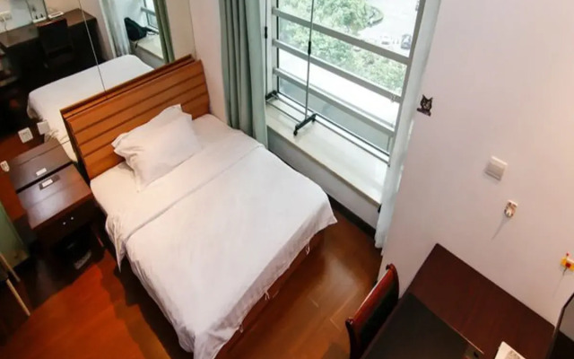 New Space-Time Chenmeng Hotel