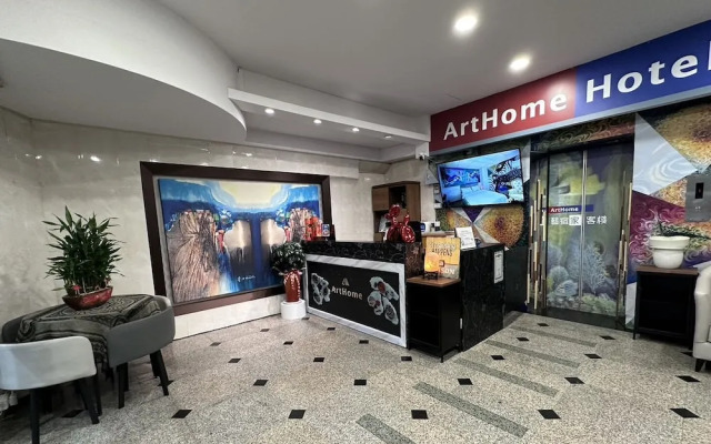 Arthome Hotel