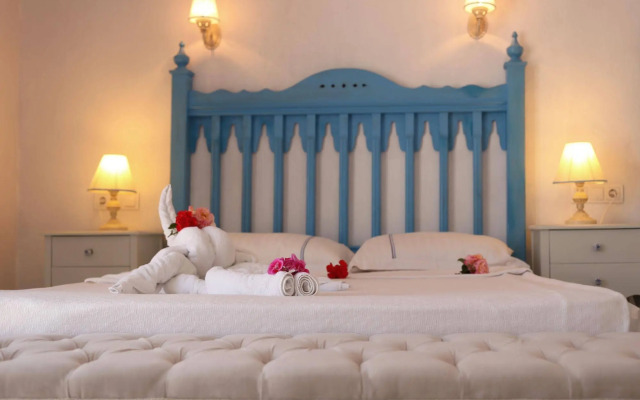 Hotel Mavi Beyaz