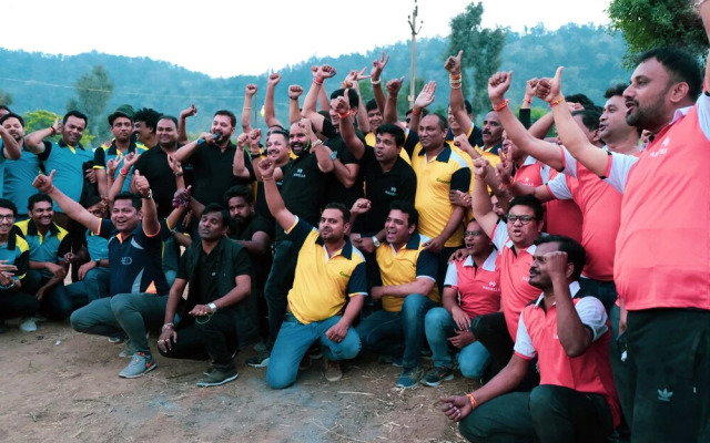 Moustache Kamp Kalakund