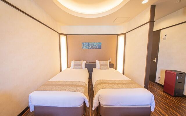 Ginowan Crystal Hotel