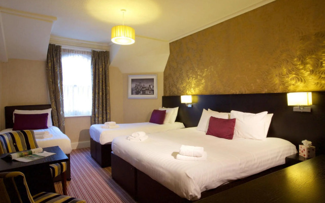 Hallmark Inn Chester