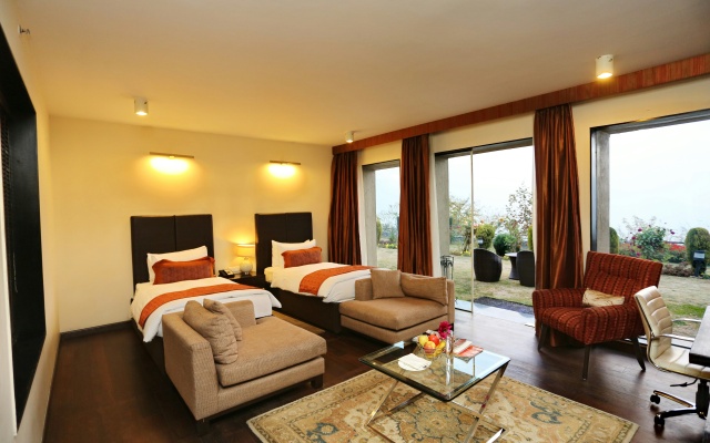 Taj Dal View Srinagar – Guest Rooms – Srinagar