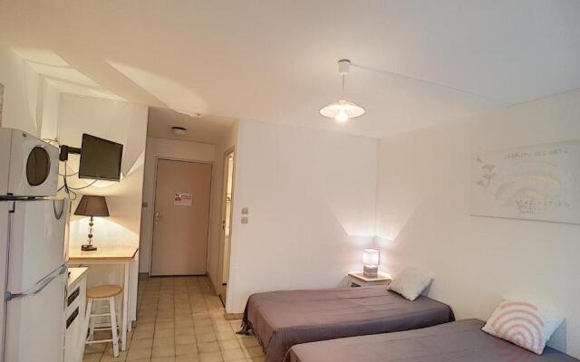 Appartement Lamalou-les-Bains, 1 pièce, 2 personnes - FR-1-451-145