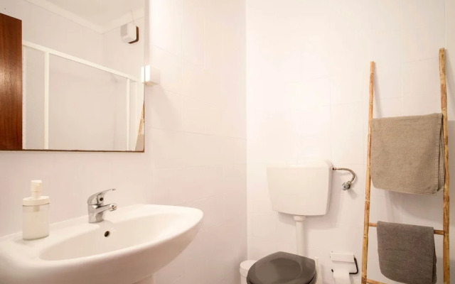 Soothing Holiday Home in Ferrel near Baleal Island