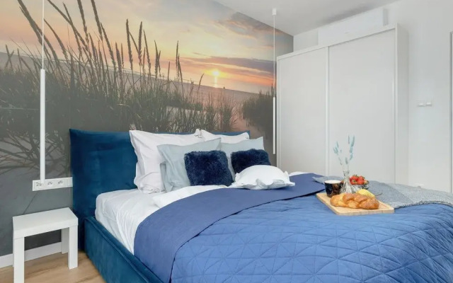 Apartment Overlooking the River, Pool, Dziwnow