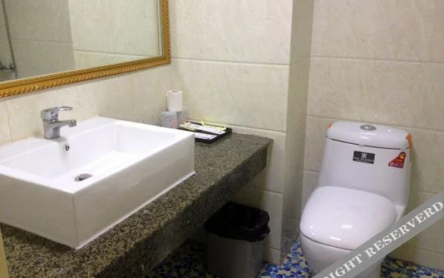 Honghua Hotel (Huanghe Fashion City, Humen, Dongguan)