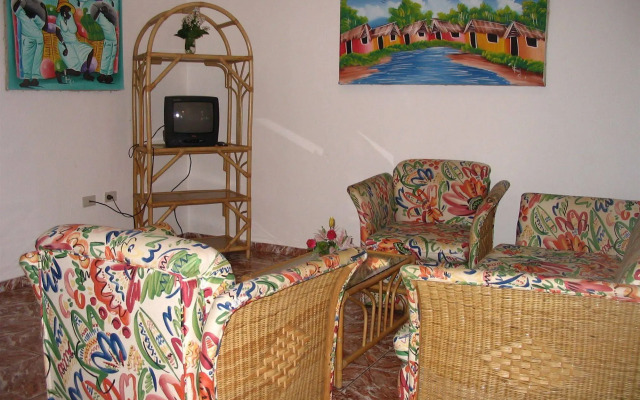 Plaza Real Resort
