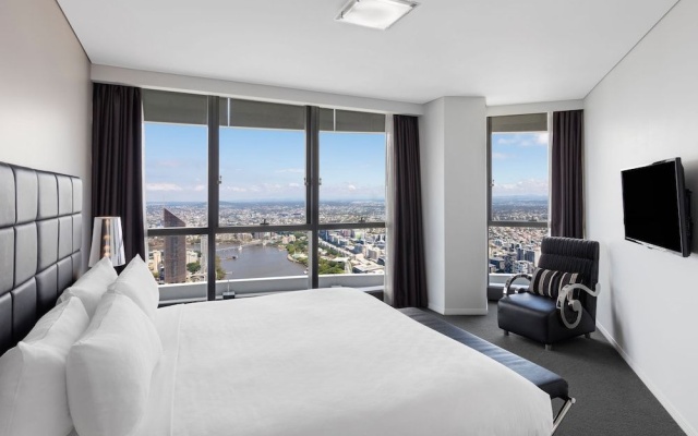Meriton Suites Herschel Street – Guest Rooms – Brisbane