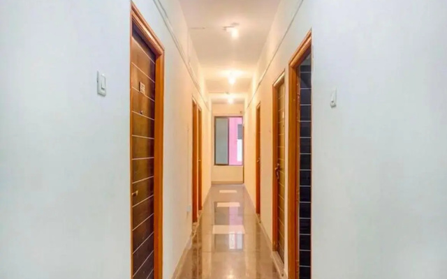 OYO Flagship 93318 Shrikrishna Hotels