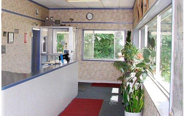 Tomac Motor Inn
