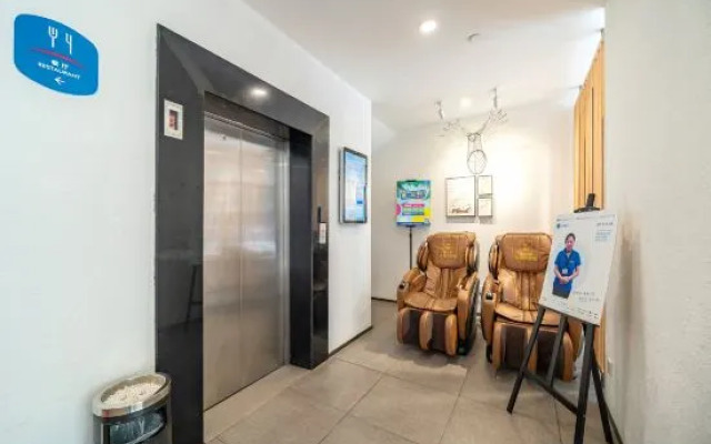 Hanting Hotel Shanghai Zhoupu