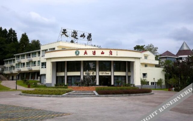 Tianyou Manor