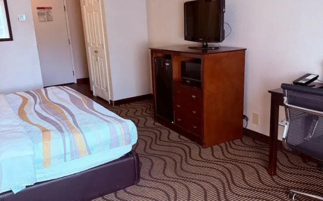 Mountain Valley Inn & Suites