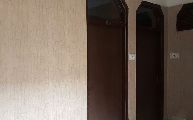 Hotel Narayan