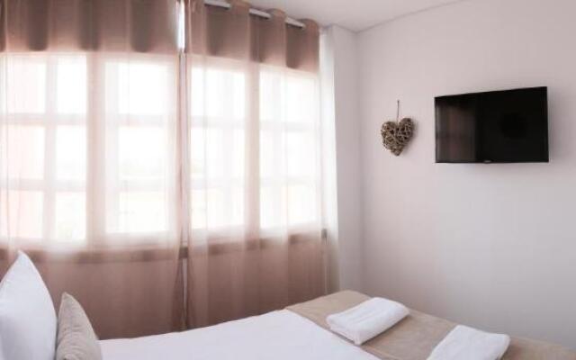 4U Lisbon Suites & Guesthouse VII Airport