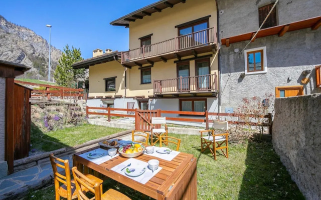 Baita La Ciaburna Skiing Nearby