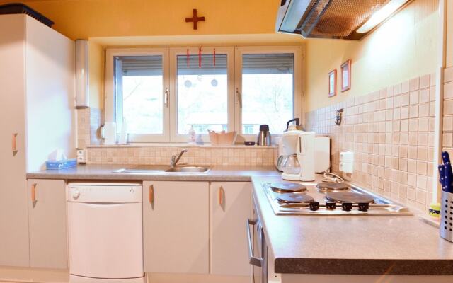 Modern Holiday Home in Yvoir With Garden