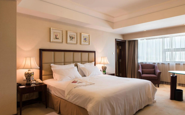 Ramada Plaza Wuhan Optics Valley