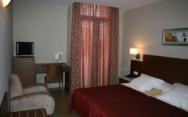 Hotel Ciutat De Carlet