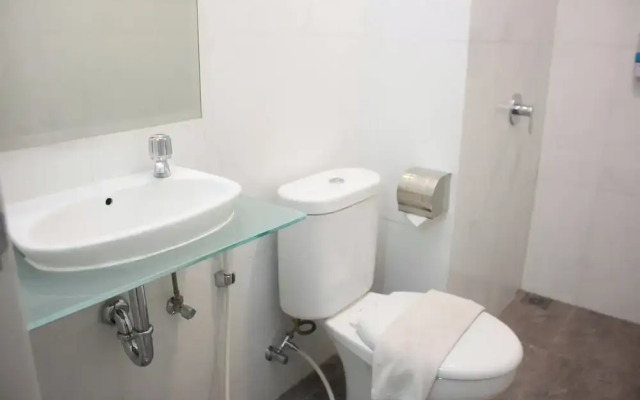 Urban Hotel Serpong