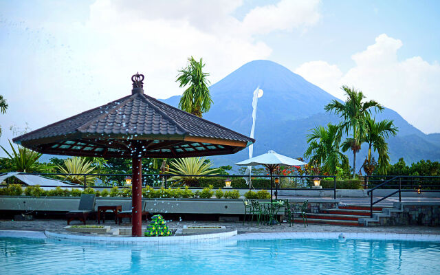 Grand Whiz Hotel Trawas