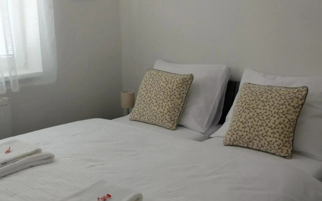 Penzión pod brezami**